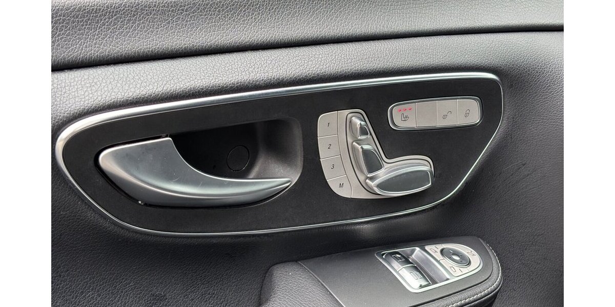 Mercedes-Benz V 250 lang AMG Pano Leder Burm 360° AHK 19´ 129.987 km 44.400 &euro; Wuppertal 42327