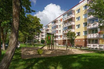 Wohnung Rostock Lütten Klein - 3 Zimmer, 61 m&sup2;, 499&euro; | Angebot:25614479