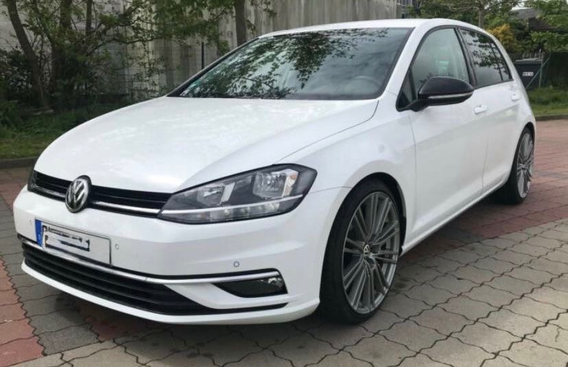 VW Golf 126.000 km 13.400 &euro; Puls 25560