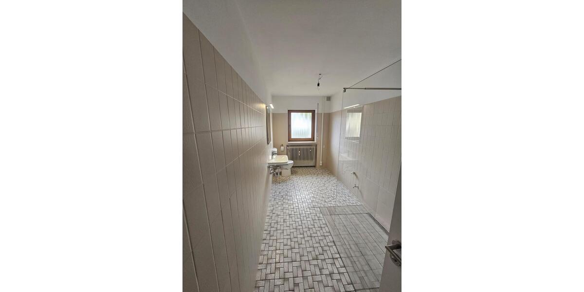 Etagenwohnung Irrel - 4 Zimmer, 110 m&sup2;, 1.200&euro; | Angebot:26237379