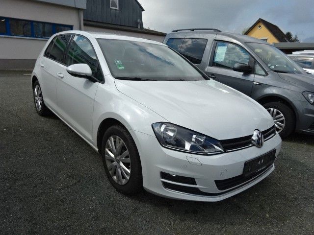 VW Golf 66.800 km 12.989 &euro; Oberlungwitz 09353