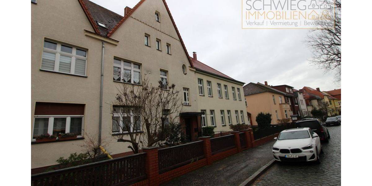 Etagenwohnung Cottbus Schmellwitz - 3 Zimmer, 82 m&sup2;, 665&euro; | Angebot:26851291