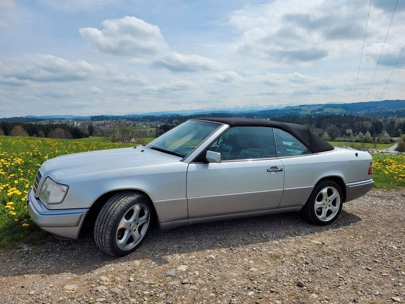E 220