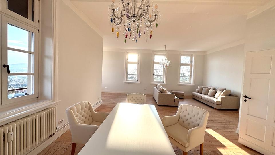 Etagenwohnung Gelnhausen - 4 Zimmer, 160 m&sup2;, 2.500&euro; | Angebot:25449490