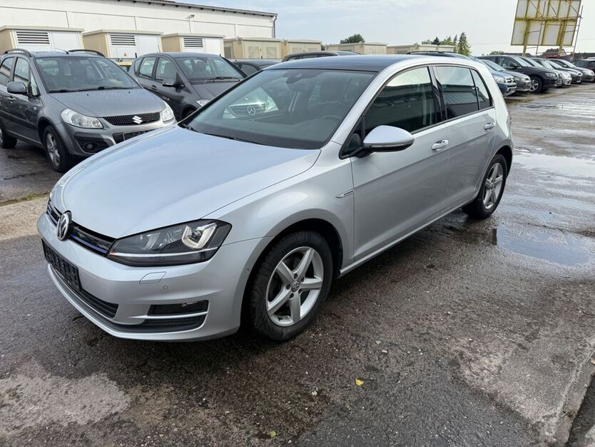 VW Golf 57.703 km 13.799 € Maxhütte -Haidhof 93142