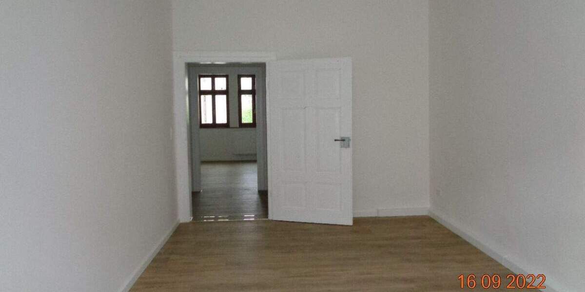 Etagenwohnung Naumburg (Saale) Naumburg - 3 Zimmer, 105 m&sup2;, 755&euro; | Angebot:26378199