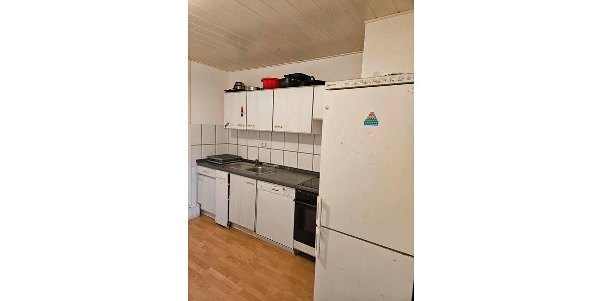Dachgeschoßwohnung Trossingen - 1 Zimmer, 12 m&sup2;, 385&euro; | Angebot:26288268