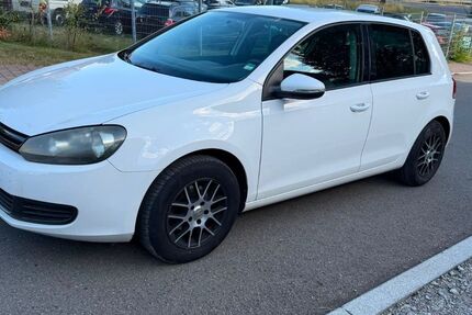 VW Golf 276.000 km 2.290 &euro; Dunningen 78655