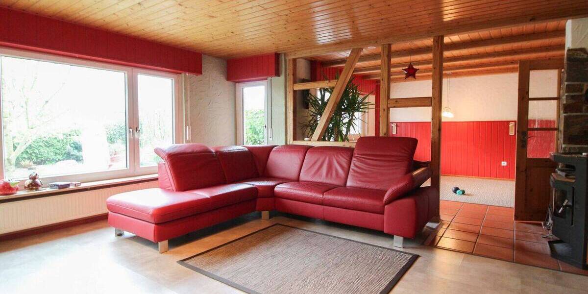Reihenmittelhaus Stuttgart Steckfeld - 9 Zimmer, 208 m&sup2;, 765.000&euro; | Angebot:26881395