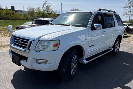 Ford Explorer 108.000 km 12.900 &euro; DAHLEWITZ 15827