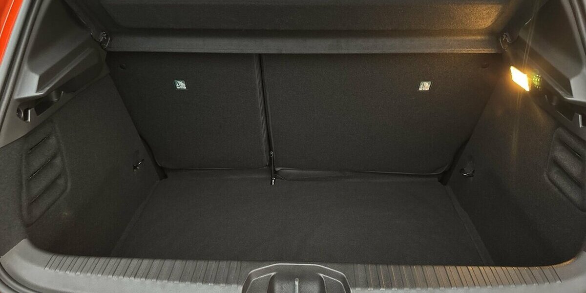 Renault Clio TCE Evolution *LED/Navi-App/Kamera/PDC/SHZG* 2.584 km 17.980 &euro; Bamberg 96052