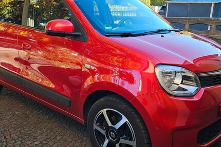 Renault Twingo 82.000 km 8.199 &euro; München 81247