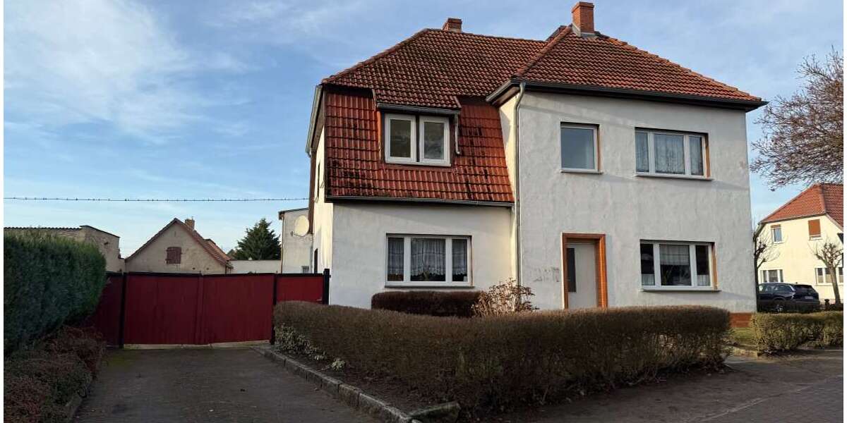 Einfamilienhaus Dargun - 6 Zimmer, 190 m&sup2;, 155.000&euro; | Angebot:25205323