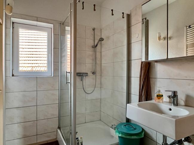 Etagenwohnung Kirchzarten - 6 Zimmer, 117 m&sup2;, 2.500&euro; | Angebot:26588065