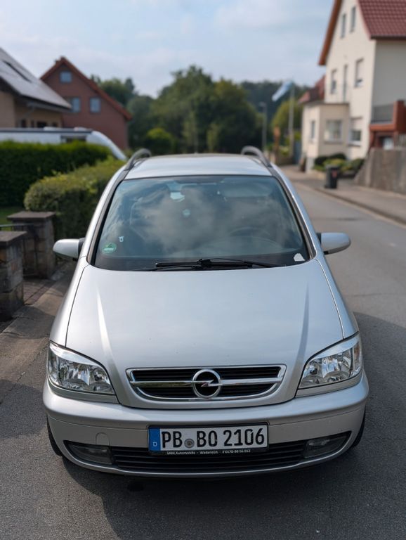 Opel Zafira 205.000 km 1.000 € Salzkotten 33154
