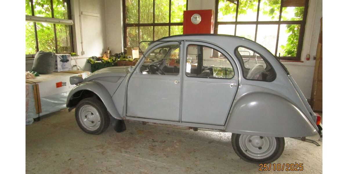 Citroen 2 CV 112.000 km 5.800 &euro; Saarbrücken - Güdingen 66130