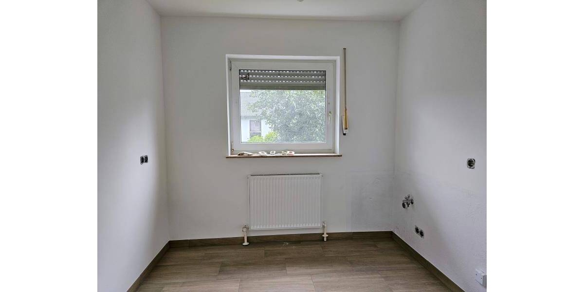 Etagenwohnung Bad Marienberg Eichenstruth - 4 Zimmer, 91 m&sup2;, 690&euro; | Angebot:26657505