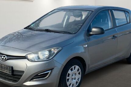 Hyundai i20 182.796 km 2.699 &euro; Brehna 06796