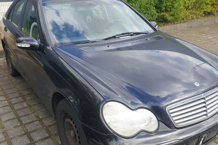 Mercedes-Benz C 180 152.000 km 730 &euro; Am Mellensee OT Klausdorf 15838