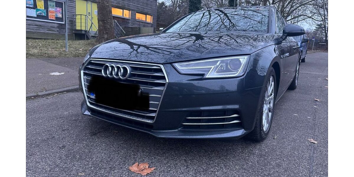 Audi A4 105.000 km 17.900 &euro; Stuttgart 70378