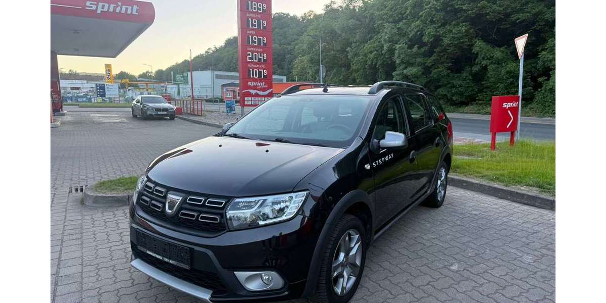 Dacia Logan 168.000 km 6.900 &euro; Dresden 01187