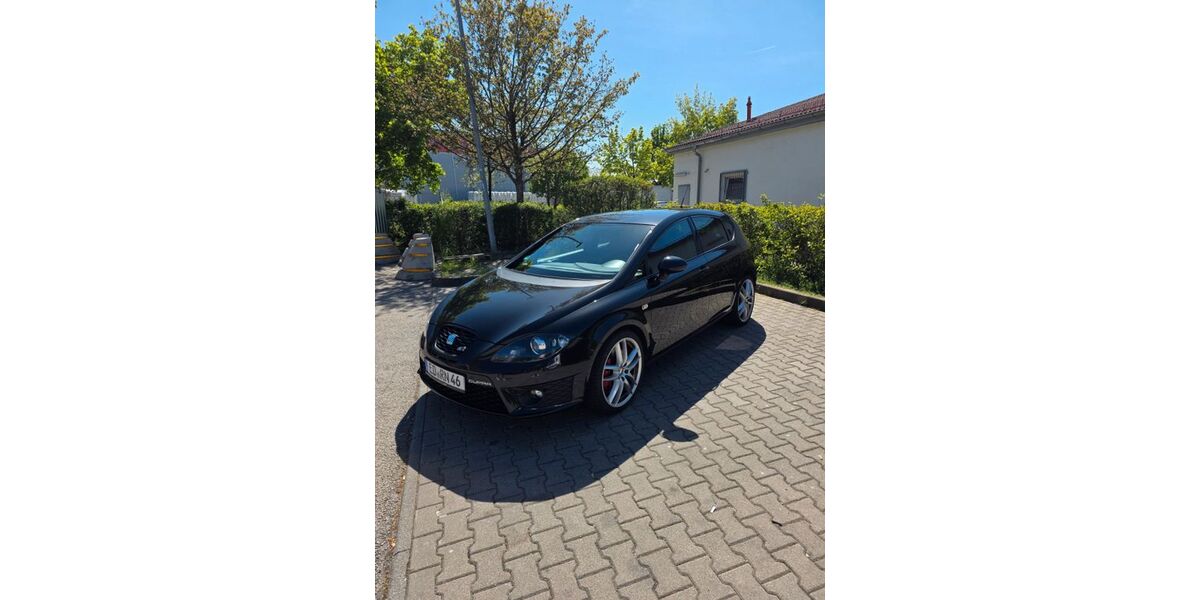 Seat Leon 189.000 km 7.900 &euro; Kirchheim bei München 85551
