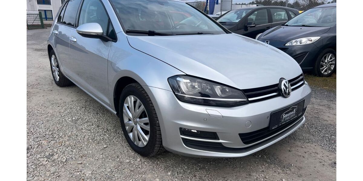 VW Golf 146.817 km 11.950 &euro; Neuseddin bei Berlin 14554