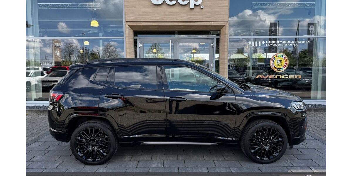 Jeep Compass 57.498 km 29.890 &euro; Aschaffenburg 63741