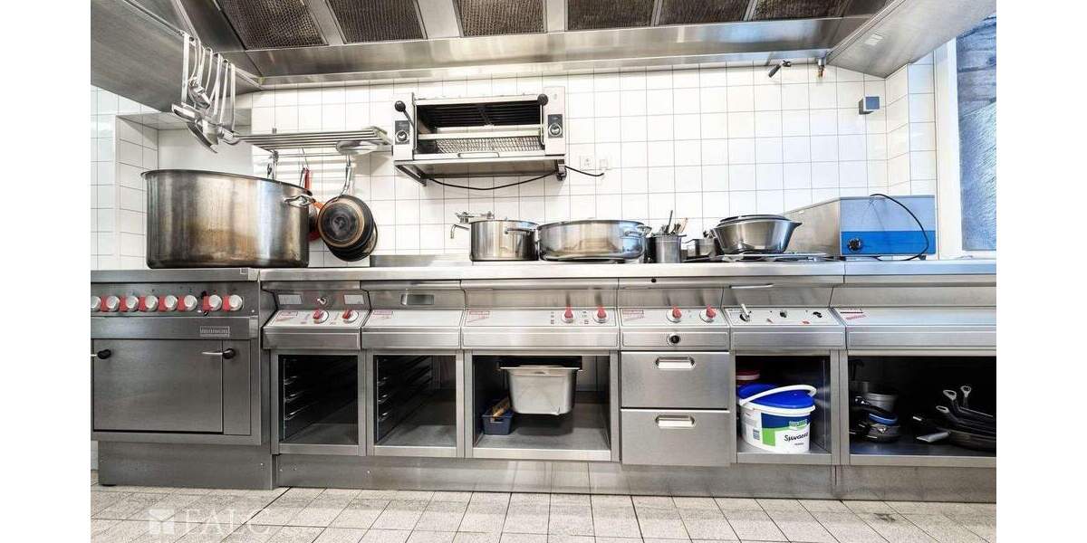 Mehrfamilienhaus, Wohnhaus Bonn Friesdorf - 5 Zimmer, 129 m&sup2;, 699.000&euro; | Angebot:24388924