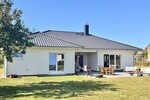 Jetzt Miete möglich! Winkelbungalow 5 km bis Neubrandenburg, Baujahr 2022, Doppelgarage, EBK,Carport - Einfamilienhaus Sponholz | Angebot:25929684