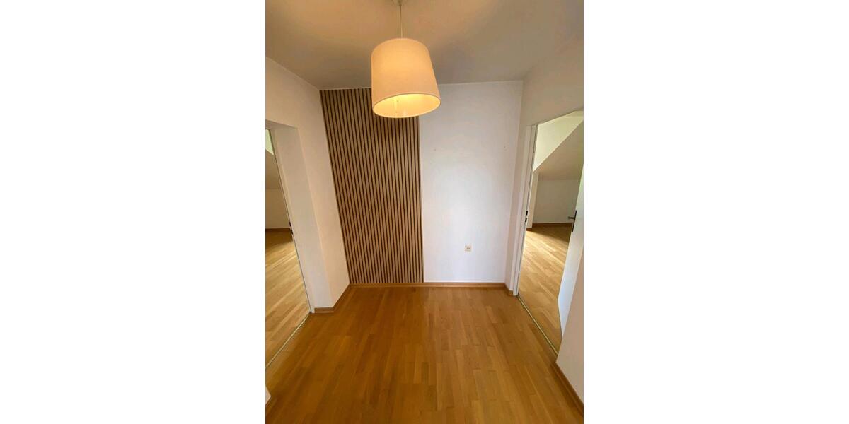 Dachgeschoßwohnung Berlin Tempelhof-Schöneberg - 2.5 Zimmer, 65 m&sup2;, 690&euro; | Angebot:26326114