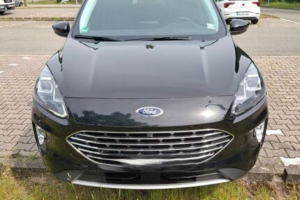 Ford Kuga 51.000 km 22.990 &euro; Oldenburg 26133