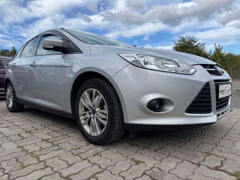 Ford Focus 146.123 km 5.999 € Nordhausen 99734