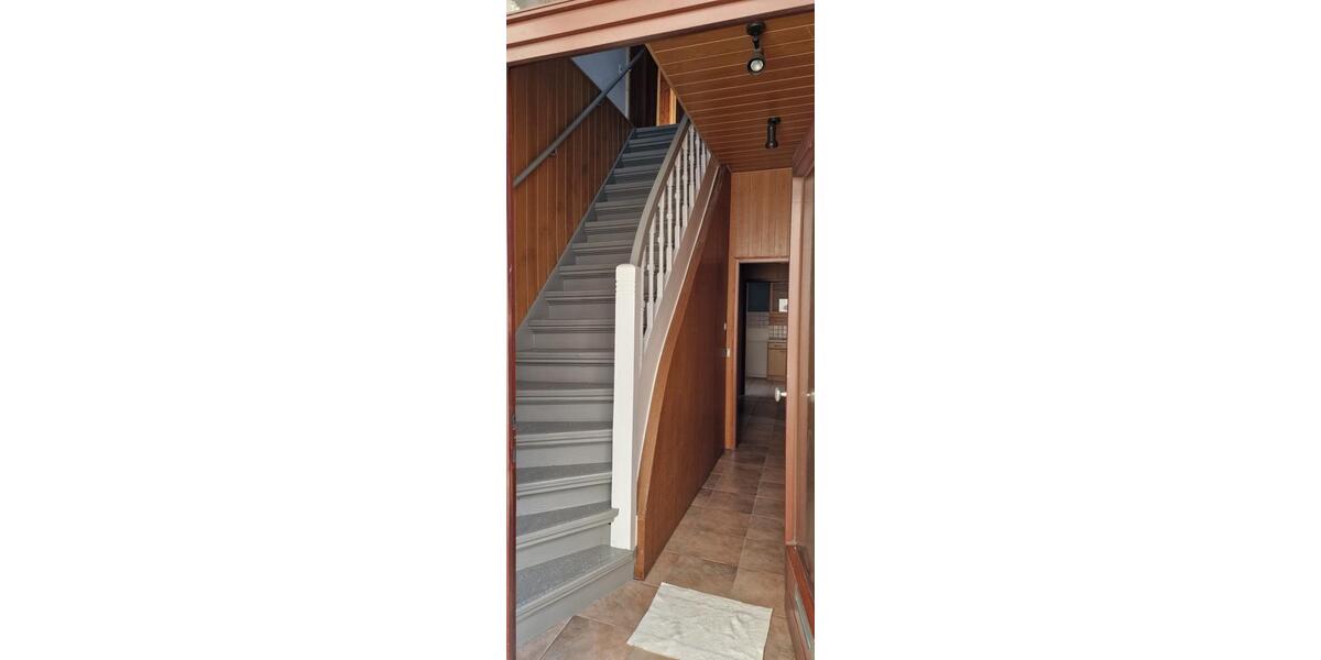 Einfamilienhaus Bremerhaven - 9 Zimmer, 180 m&sup2;, 169.000&euro; | Angebot:26990254
