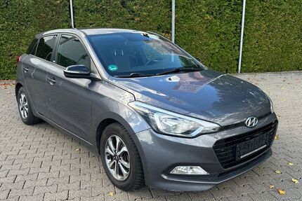 Hyundai i20 130.000 km 7.350 € Senden 48308