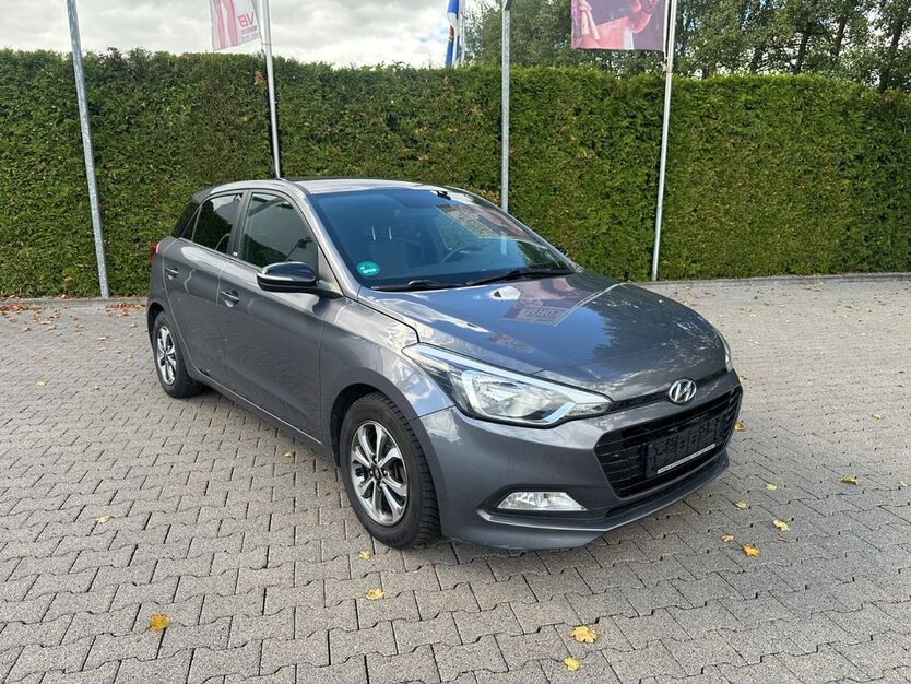 Hyundai i20 130.000 km 7.350 € Senden 48308