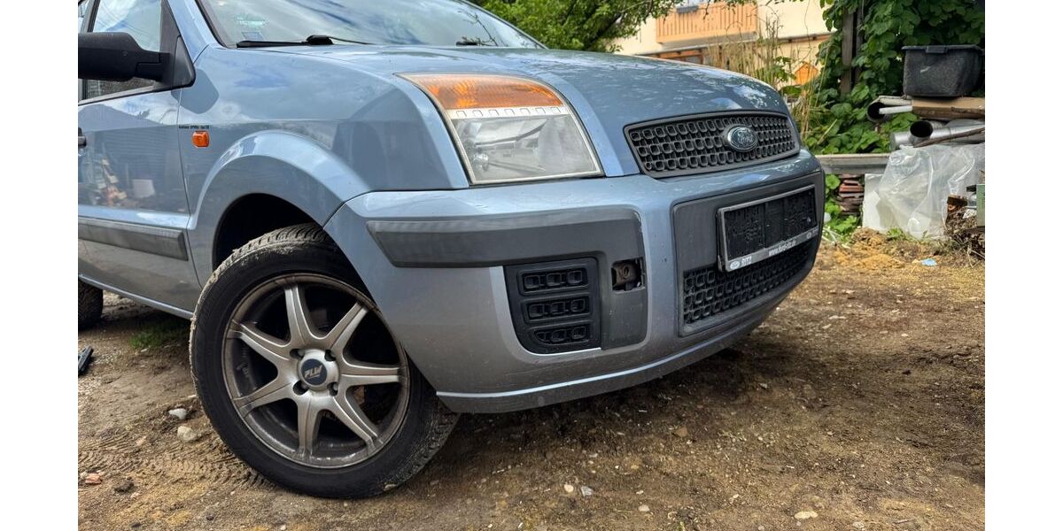 Ford Fusion 256.000 km 800 &euro; Königsbrunn 86343