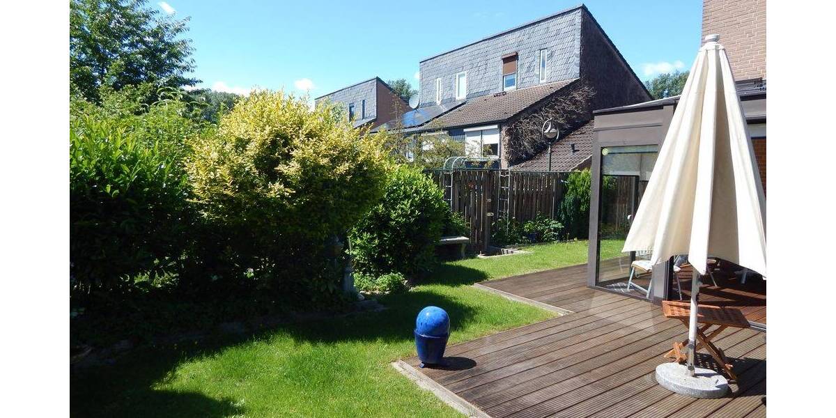 Reihenmittelhaus Düsseldorf Hellerhof - 6 Zimmer, 157 m&sup2;, 599.000&euro; | Angebot:26843922