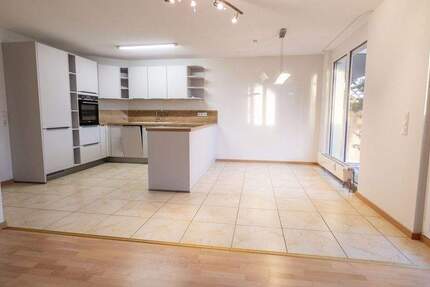 Top gepflegte 3 Zimmer-Erdgeschoss-Wohnung zum sofortigen Bezug in Hilzingen 3 zimmer