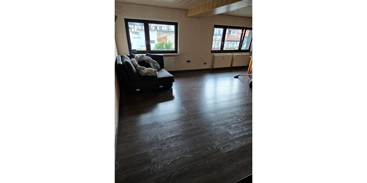 Etagenwohnung Biedenkopf - 4 Zimmer, 130 m&sup2;, 130.000&euro; | Angebot:26982261
