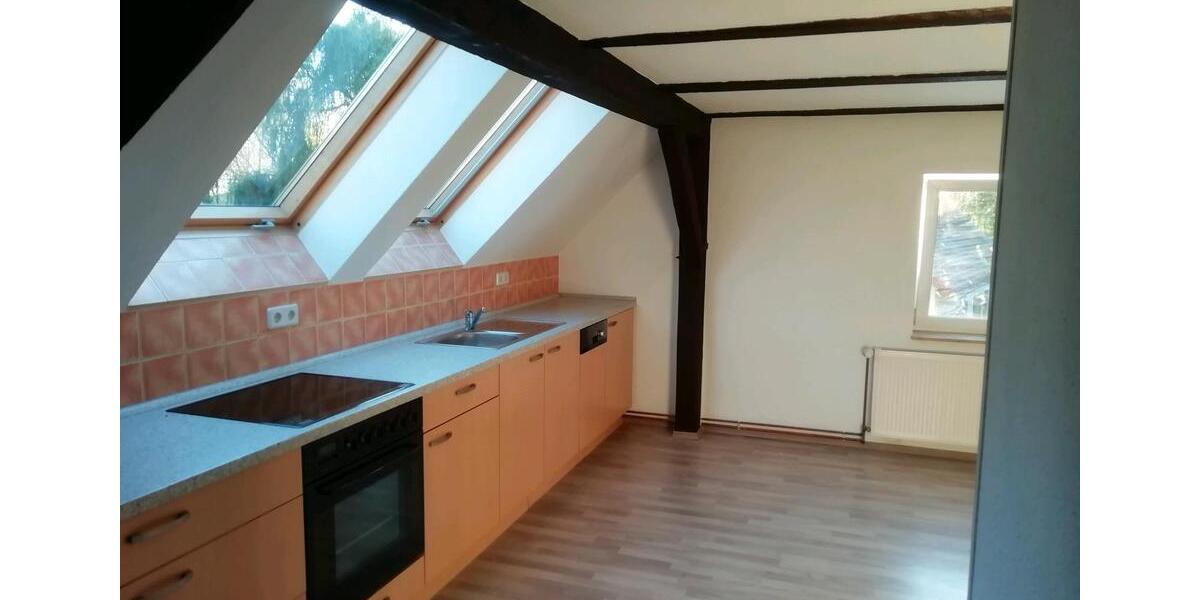 Dachgeschoßwohnung Milower Land - 2 Zimmer, 75 m&sup2;, 900&euro; | Angebot:13025697