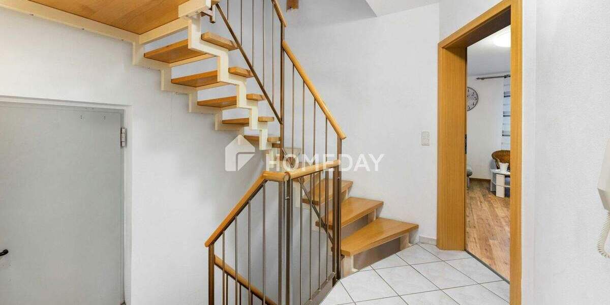 Attraktive Doppelhaushälfte in Teublitz: Sauna, Einbauküche, große Terrasse & Doppelgarage 6 zimmer