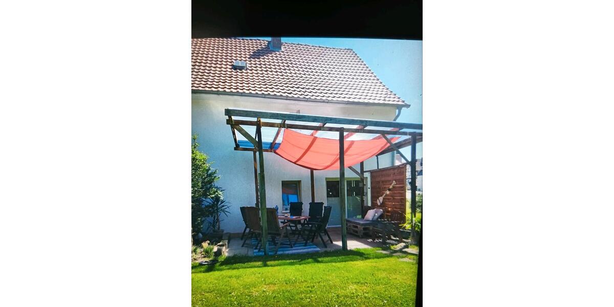 Einfamilienhaus Friedland - 7 Zimmer, 150 m&sup2;, 205.000&euro; | Angebot:26800035
