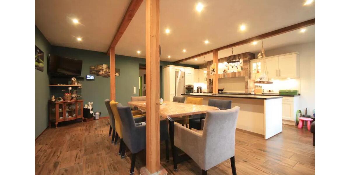 Bauernhaus, Landhaus Weener - 5 Zimmer, 255 m&sup2;, 418.000&euro; | Angebot:26889491