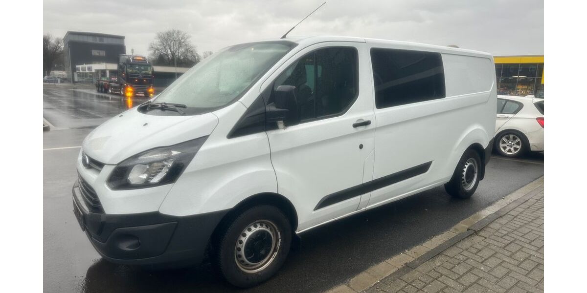 Ford Transit Custom 219.000 km 11.880 € Duisburg 47138