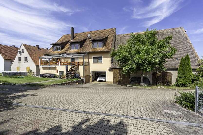 Haus zum Kaufen in Tuchenbach 598.000 € 346 m²