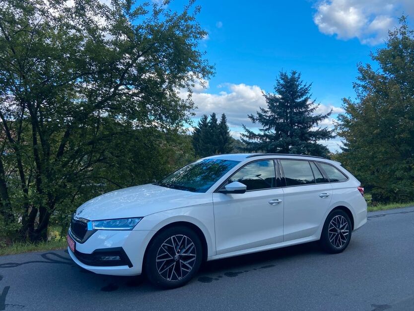 Skoda Octavia 62.400 km 28.890 € Meißen 01662