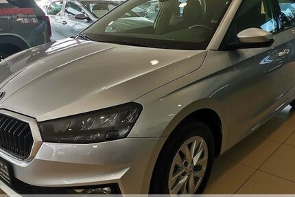 Skoda Fabia 64.370 km 12.999 &euro; Freiberg 09599