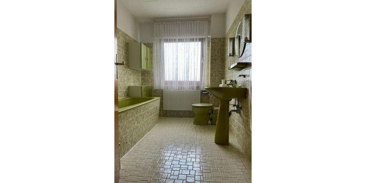 Bungalow Weilrod - 3 Zimmer, 120 m&sup2;, 350.000&euro; | Angebot:26719958