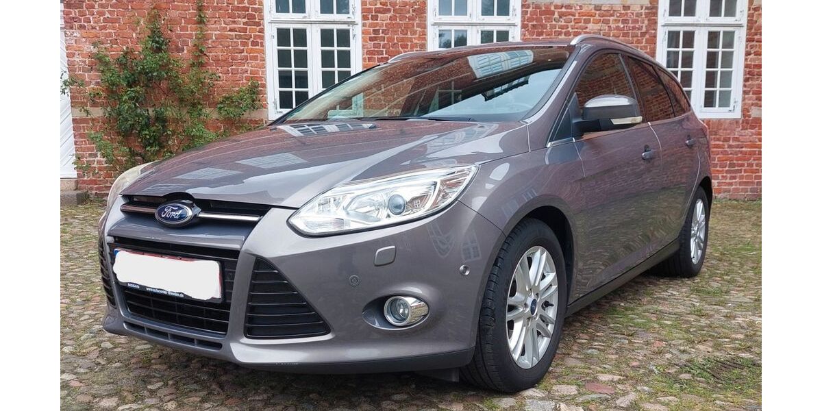 Ford Focus 121.500 km 7.990 &euro; Husum 25813